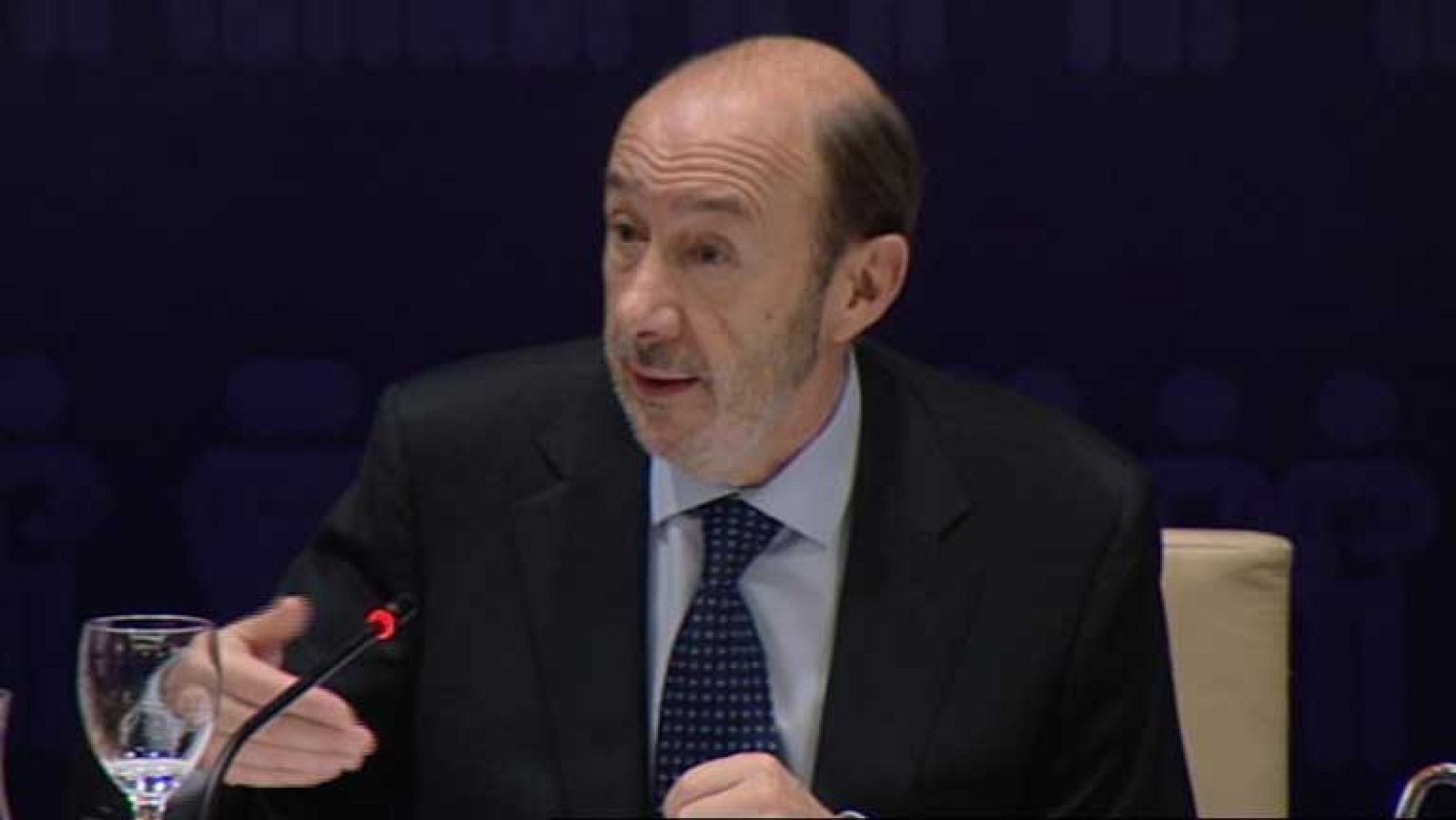 PSOE, CIU e IU están satisfechos con el acuerdo de la cumbre de Bruselas