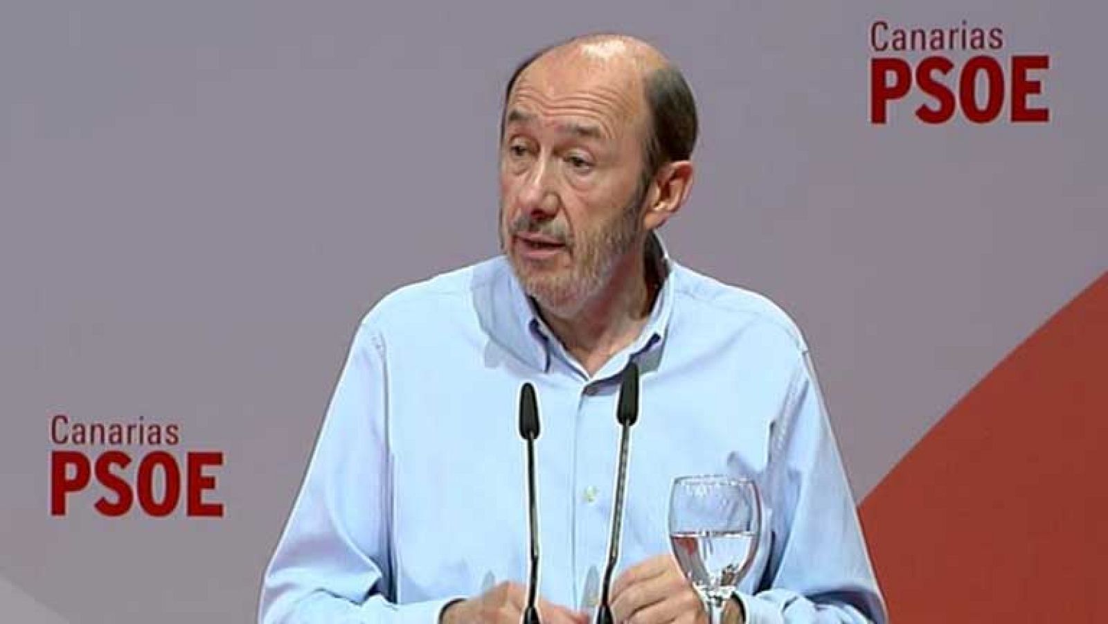 El PSOE afirma que es fundamental recuperar la confianza para el crecimiento de la economía