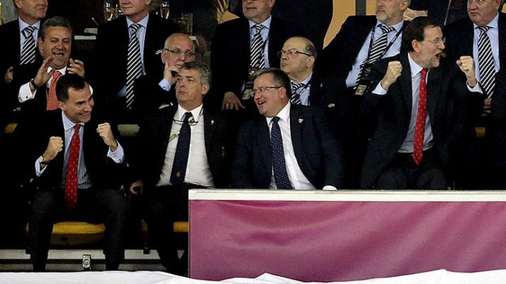 Telediario 1 - El príncipe Felipe y Mariano Rajoy, con la selección