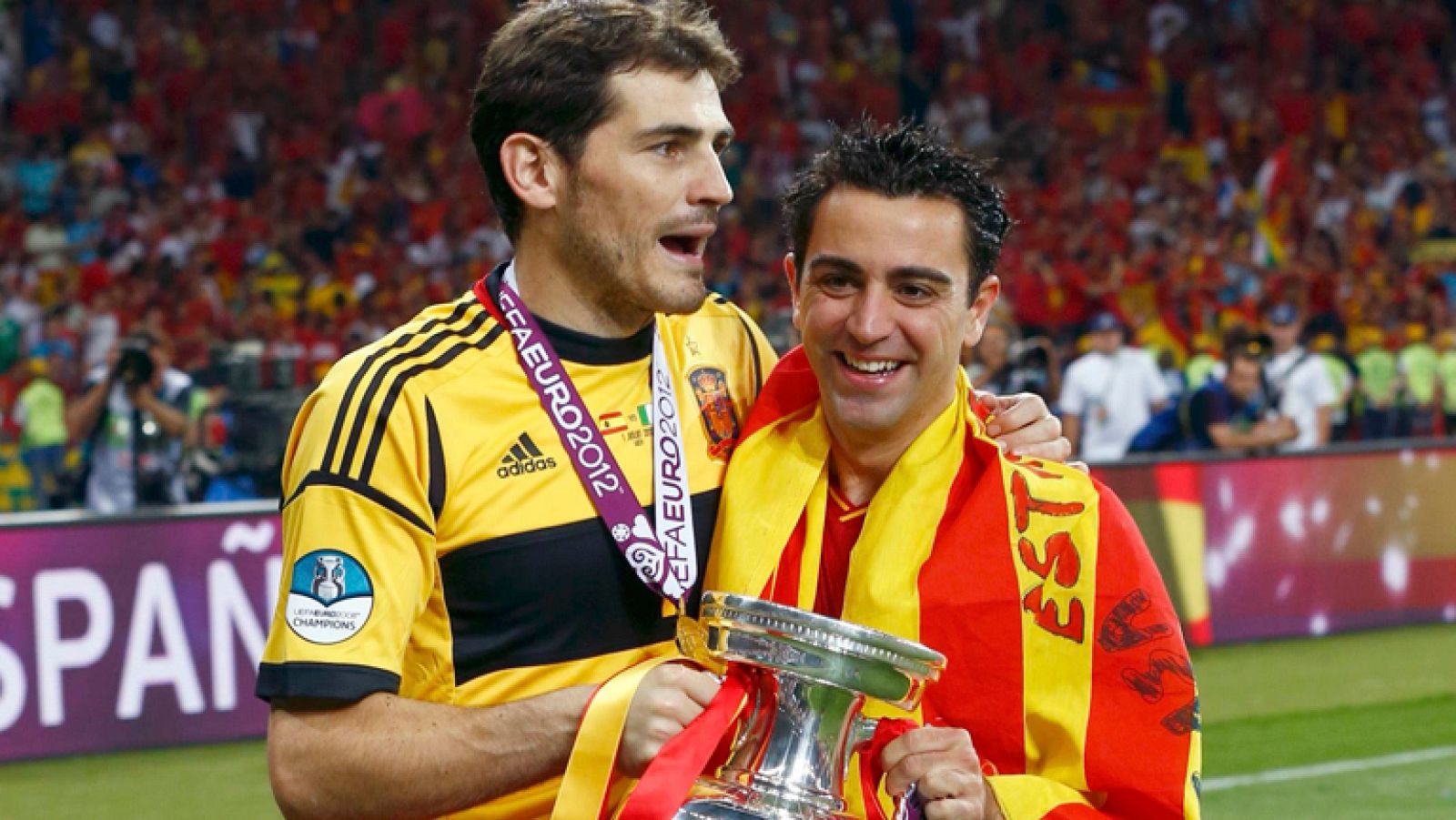 Vicente del Bossque y los jugadores de la selección española han coincidido en que España ha ganado la Eurocopa con autoridad ante un buen rival. La superioridad del encuentro fue la nota predominante de un partido que la 'Roja' ganó por goleada ante