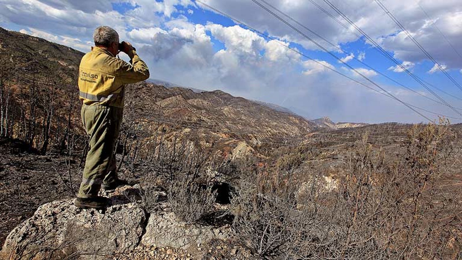 El fuego en Cortes de Pallás está estabilizado y sin llamas