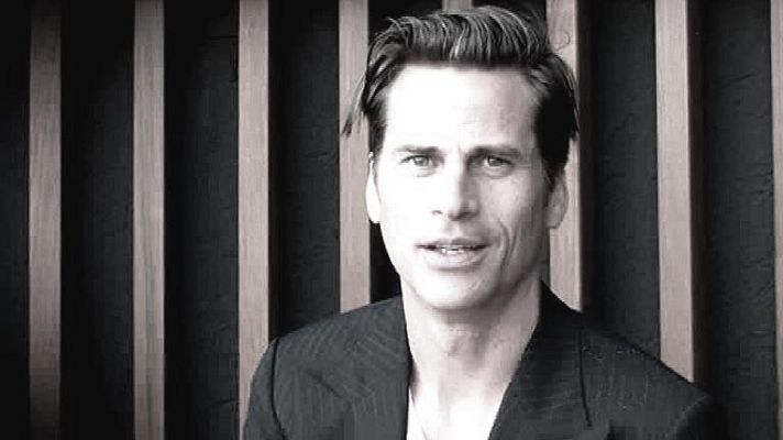 Flash moda - Mark Van der Loo el hombre de moda