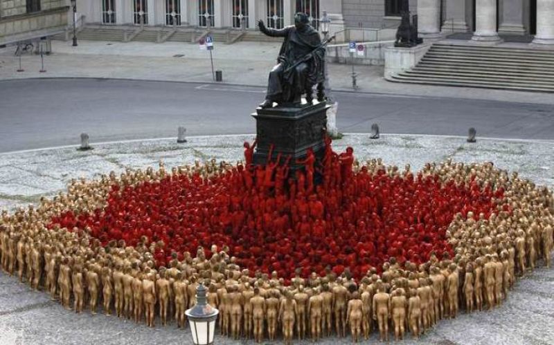 On Off: Tunick rinde homenaje a la ópera - On Off | Ver