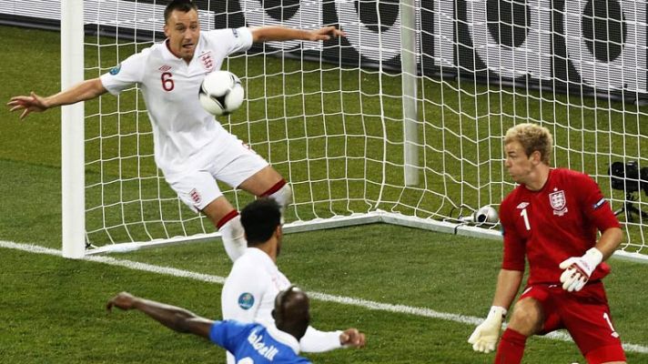 Telediario 1 - La FIFA aprueba el uso de tecnología en la línea de gol