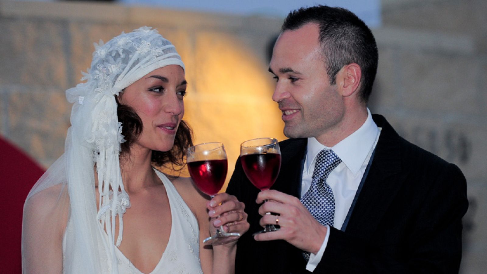 Andrés Iniesta se casa con Anna Ortiz