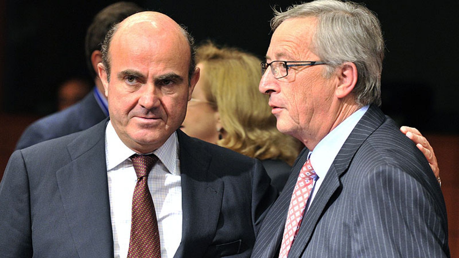 La eurozona moviliza de urgencia 30.000 millones para la banca española