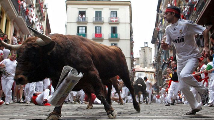 San Fermín - Rapidísimo y limpio cuarto encierro de San Fermín 2012, de El Pilar