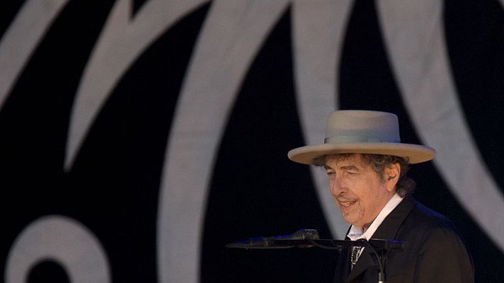 Telediario 1 - París homenajea a Bob Dylan