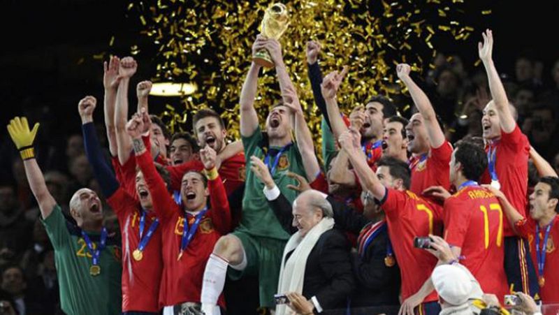 La 'Roja' cumple dos años con estrella