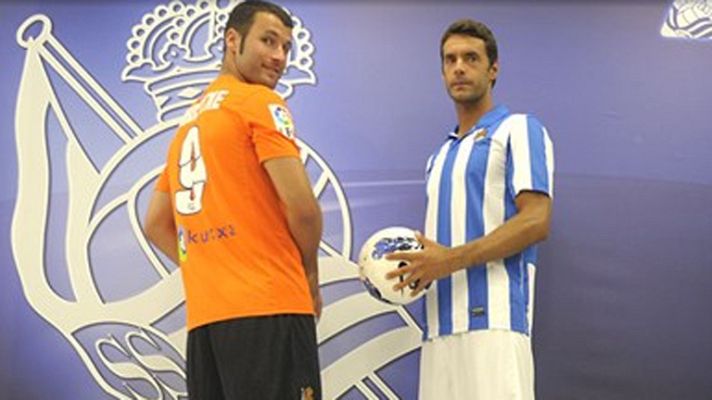 Telediario 1 - La Real Sociedad presenta la equipación de la nueva temporada