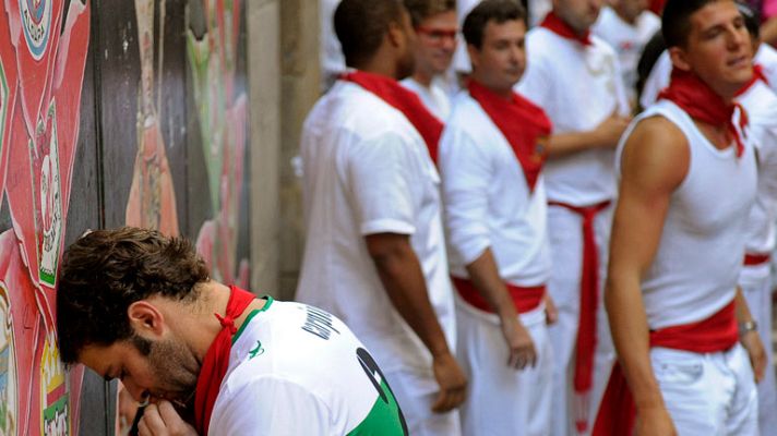 San Fermín - RNE te narra el séptimo encierro de San Fermín 2012 en imágenes