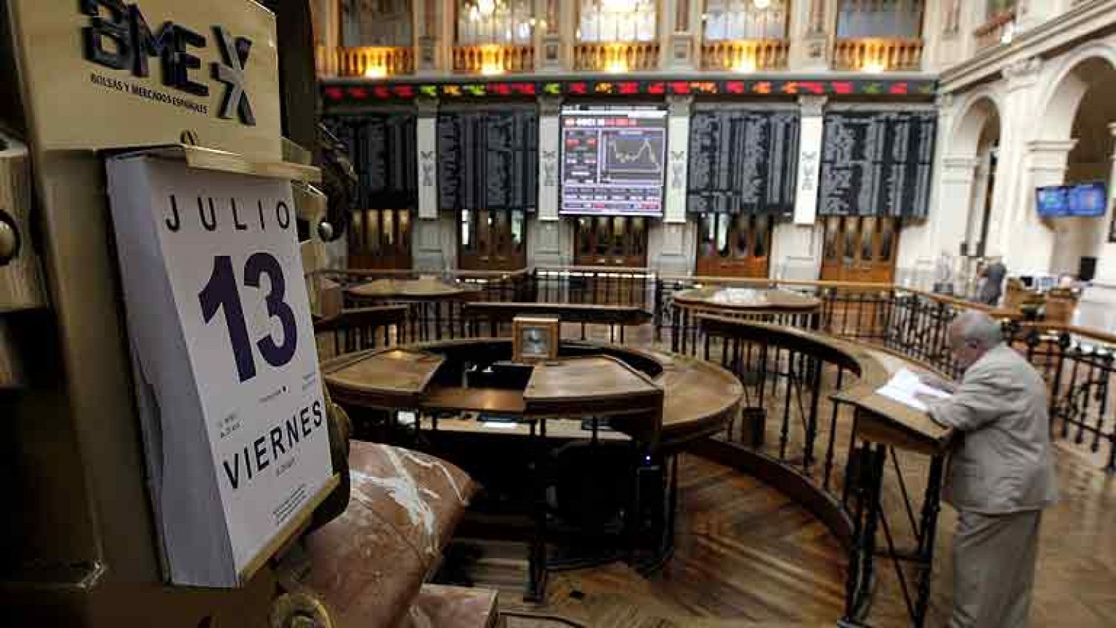 Los mercados acusan la rebaja de la nota de Italia