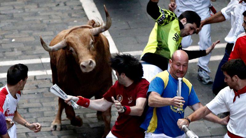 Peligrosísimo y rápido último encierro de San Fermín 2012, de Torrehandilla