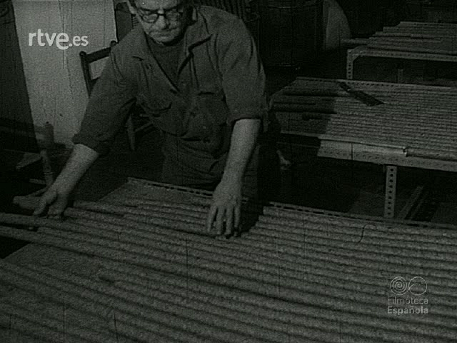 NOT N 1630 B - NO-DO | Ver