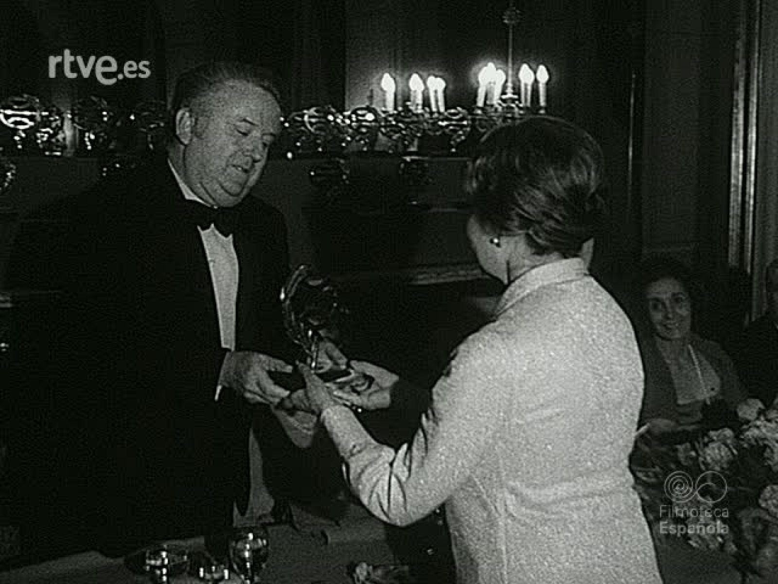 NOT N 1630 A - NO-DO | Ver