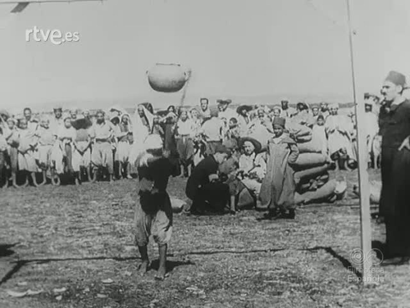 NOT N 135 B - NO-DO | Ver