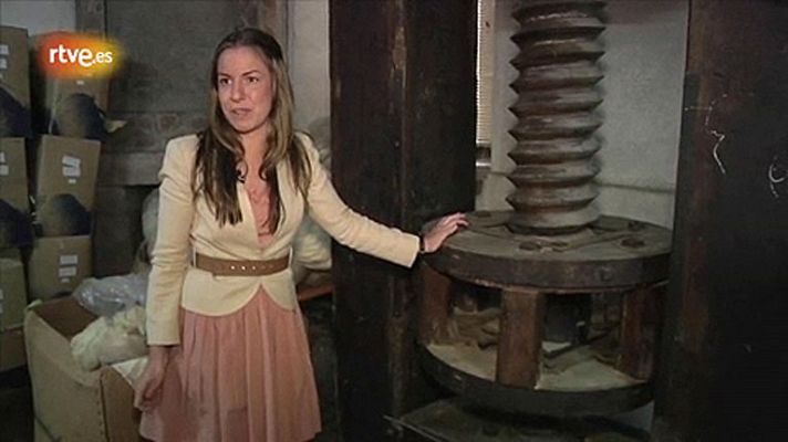 Conectando España - Ezcaray - Una prensa antigua