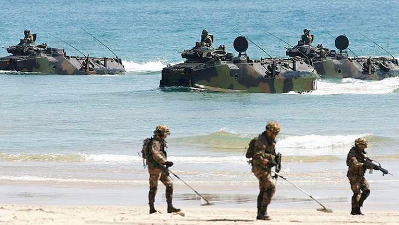 Defensa "tendrá en cuenta" un informe que planea recortar 15.000 militares y 5.000 civiles - Informativo 24h | Ver