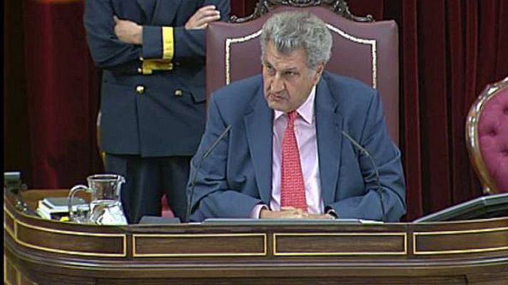  - El presidente del Congreso amonesta a Andrea Fabra por sus insultos