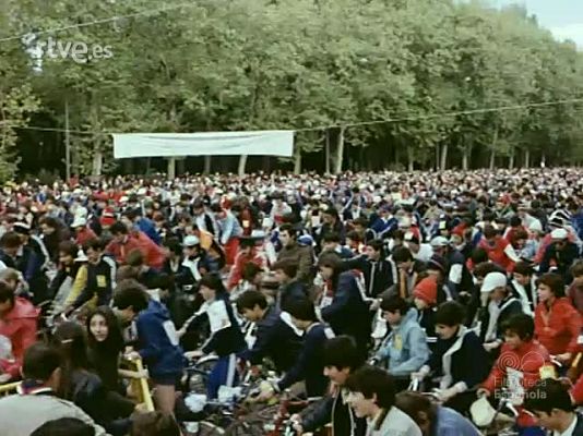 NO-DO - NOT N 1916 .