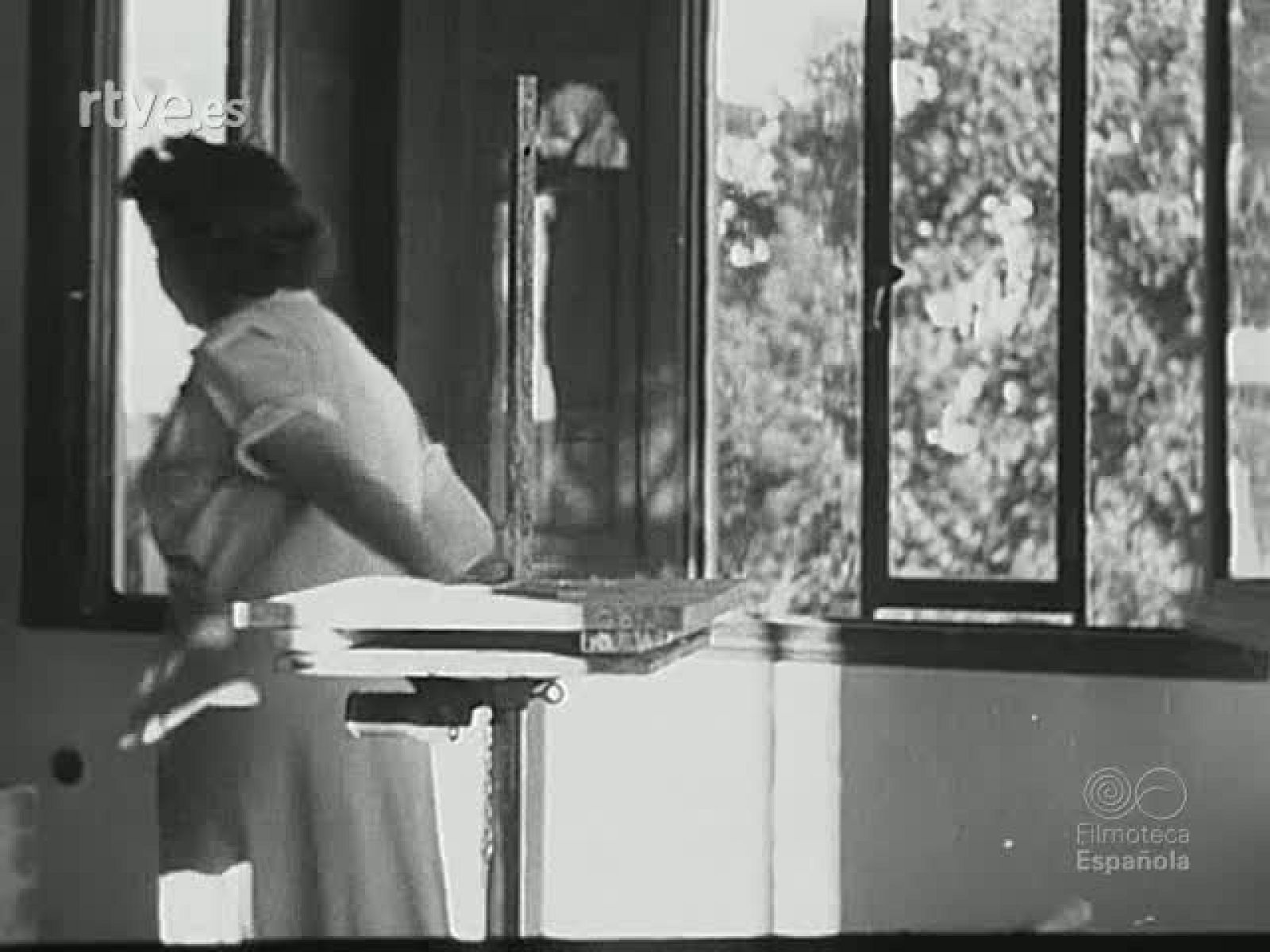 NOT N 372 A - NO-DO | Ver