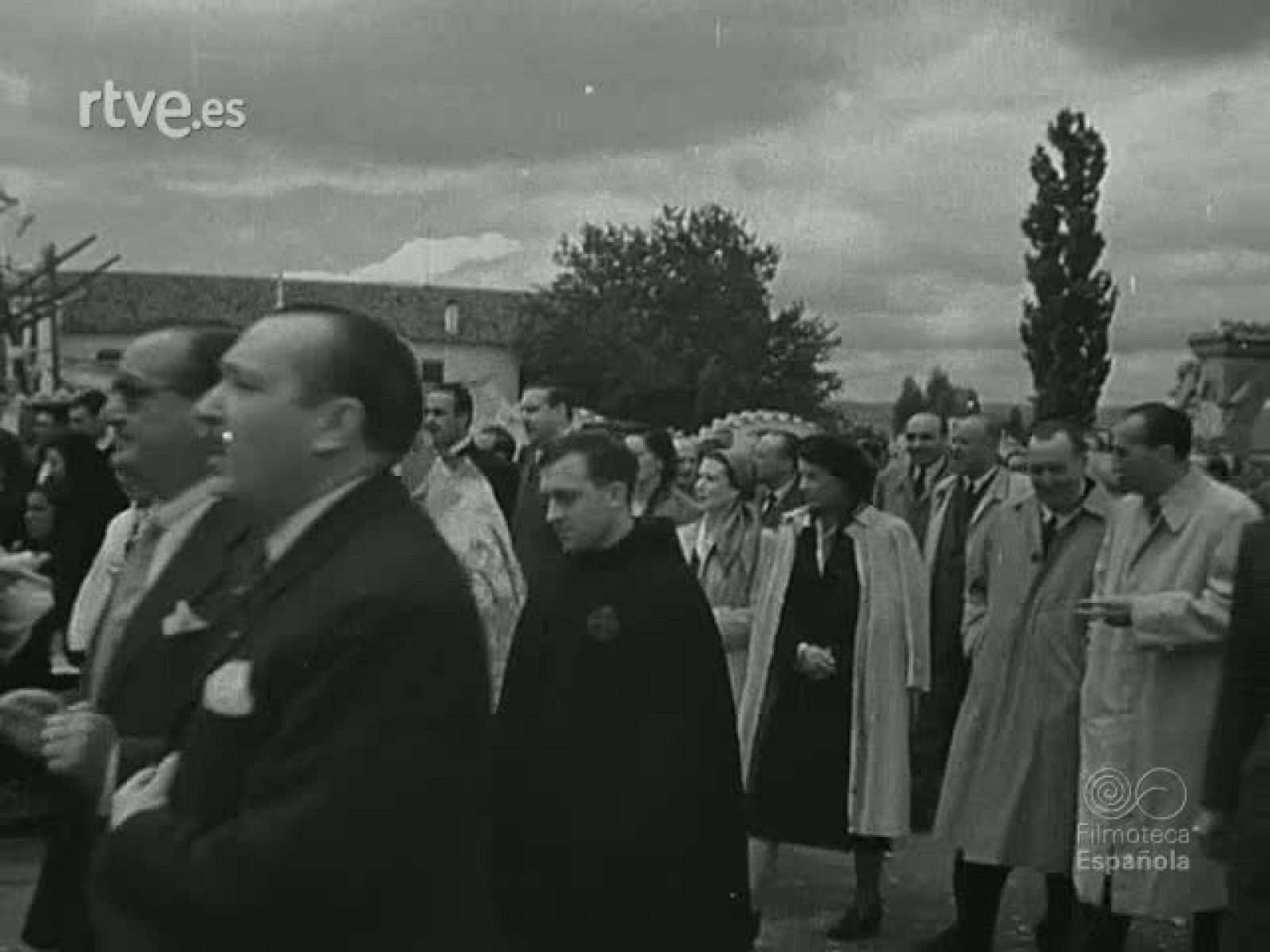 NOT N 386 B - NO-DO | Ver