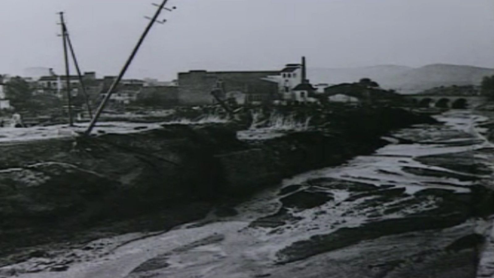 Arxiu TVE Catalunya - Gran Angular - Aiguats al Vallès