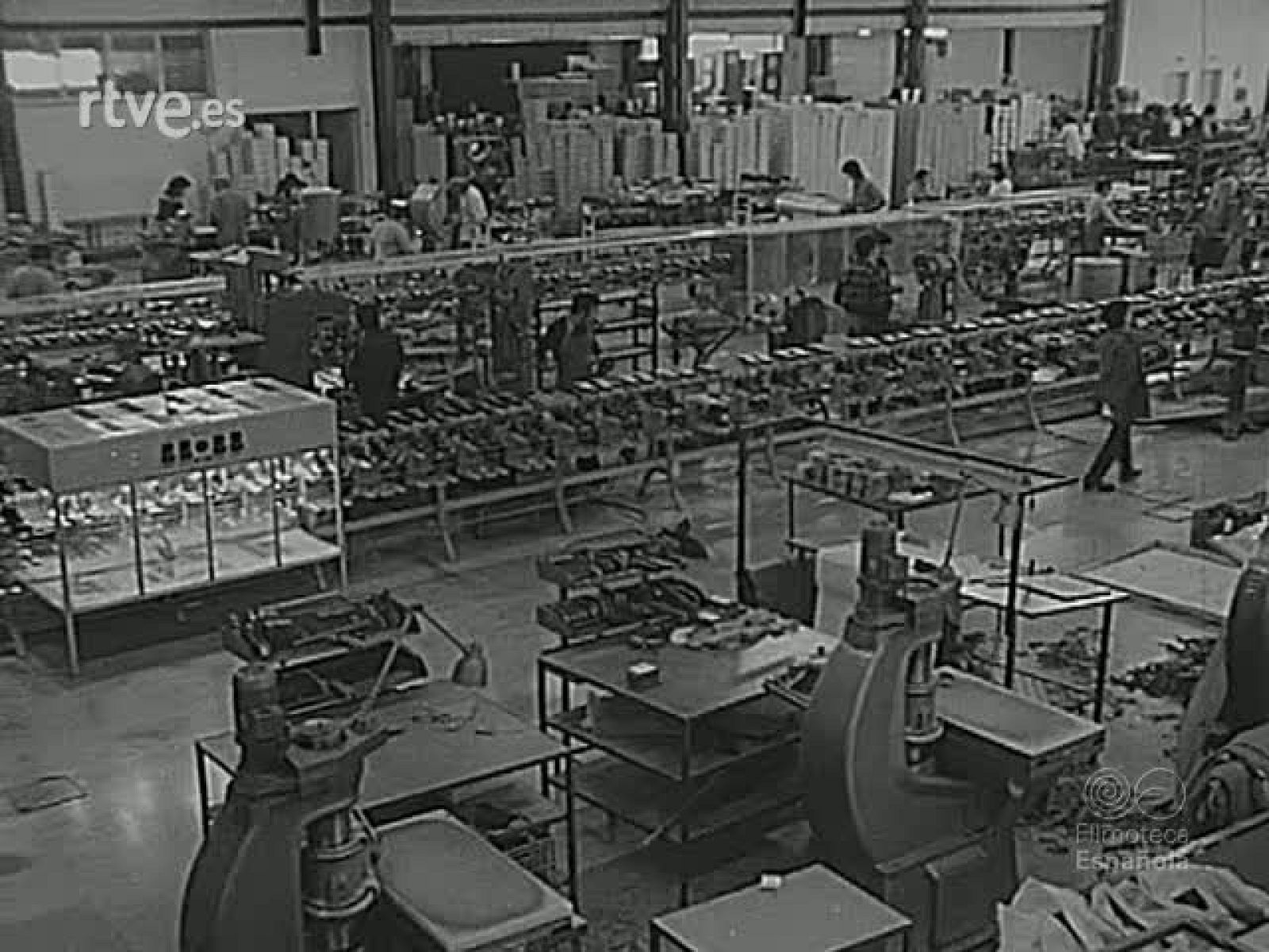 NOT N 1734 B - NO-DO | Ver