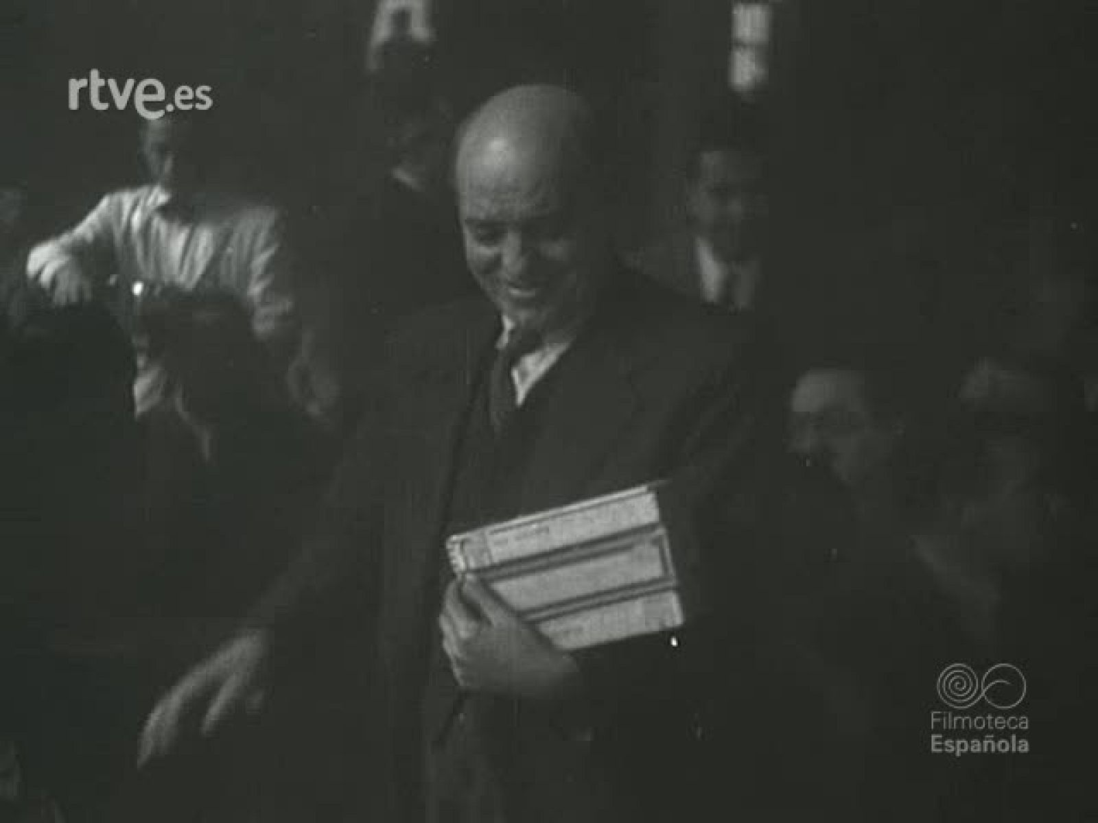 NOT N 365 B - NO-DO | Ver