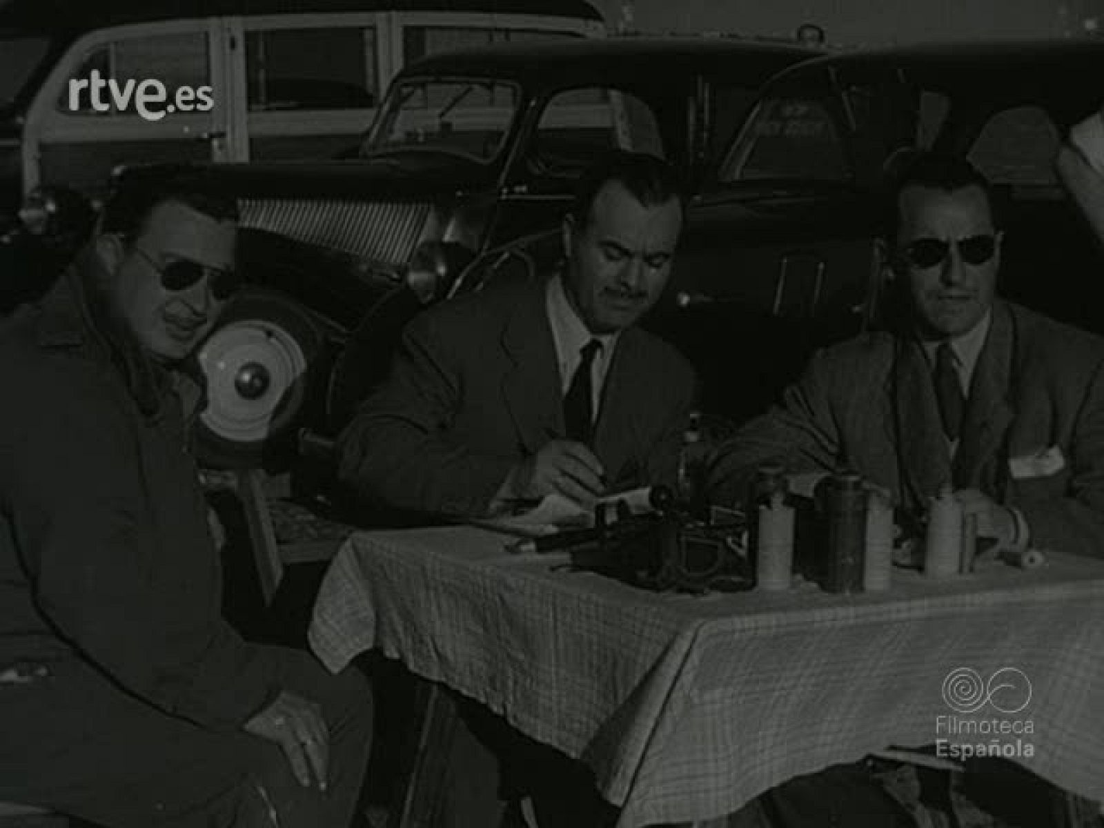 NOT N 536 B - NO-DO | Ver