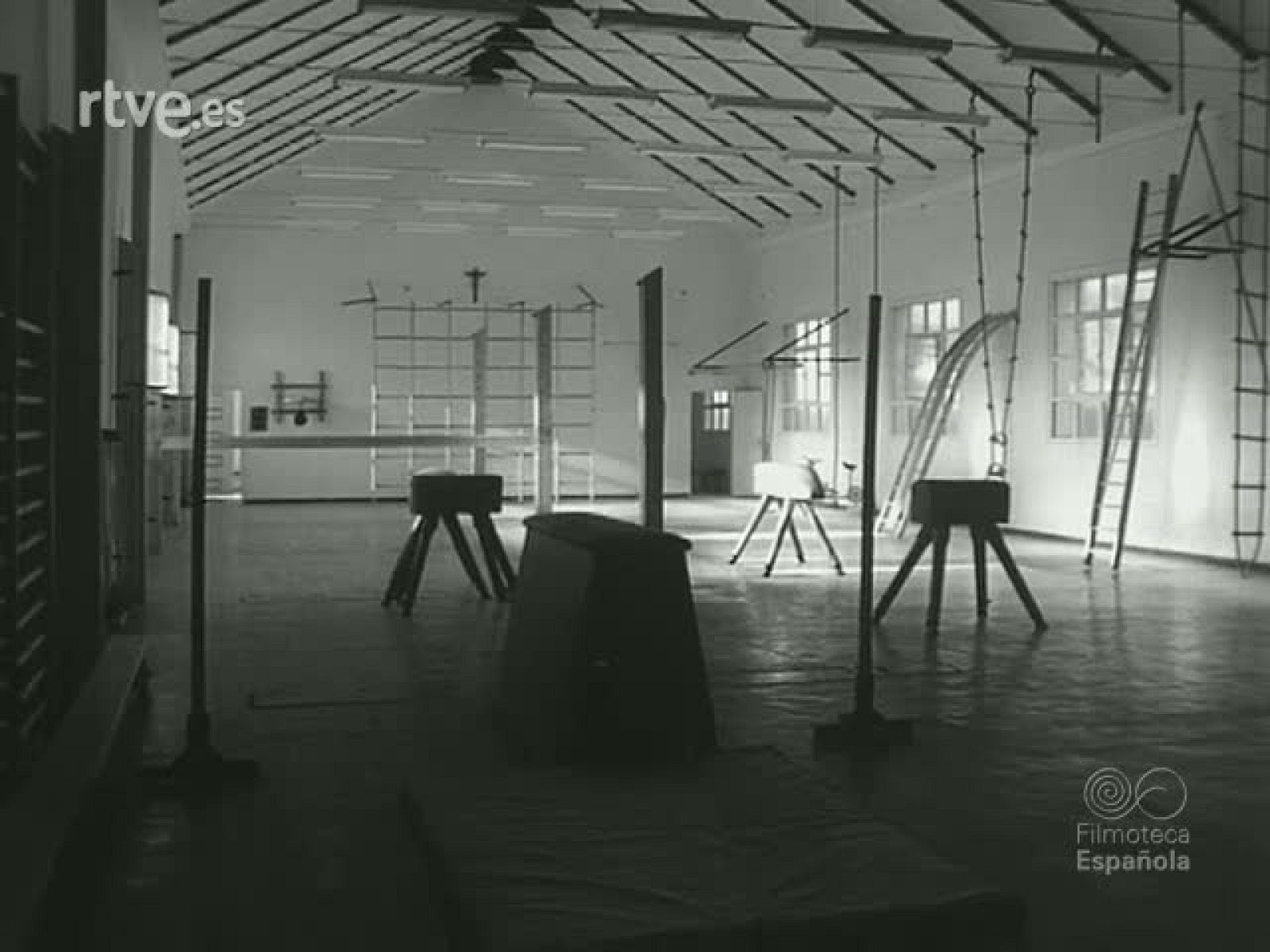 NOT N 1074 B - NO-DO | Ver