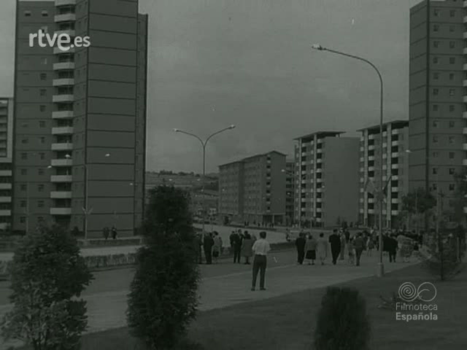 NOT N 916 B - NO-DO | Ver