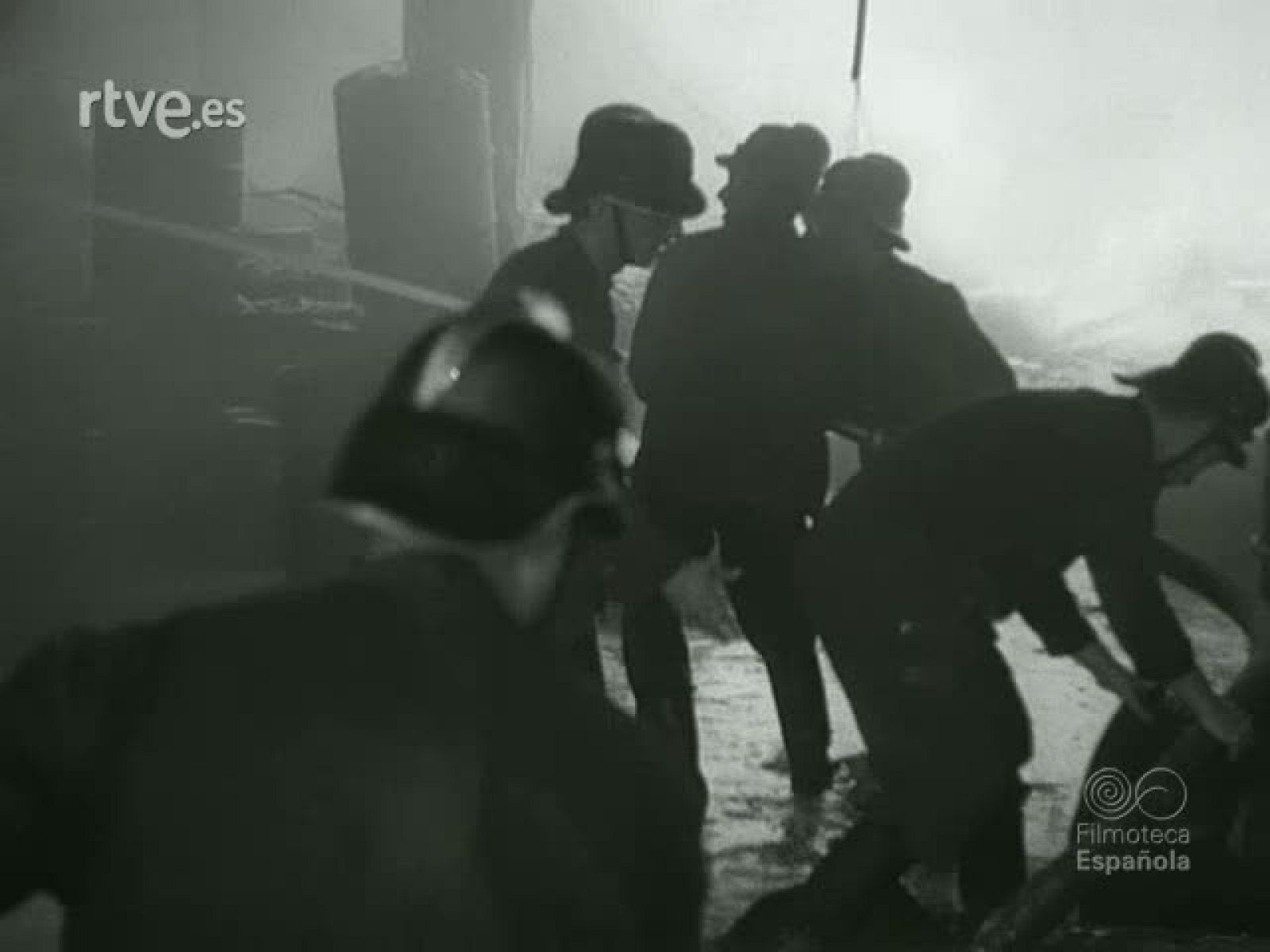 NOT N 920 A - NO-DO | Ver