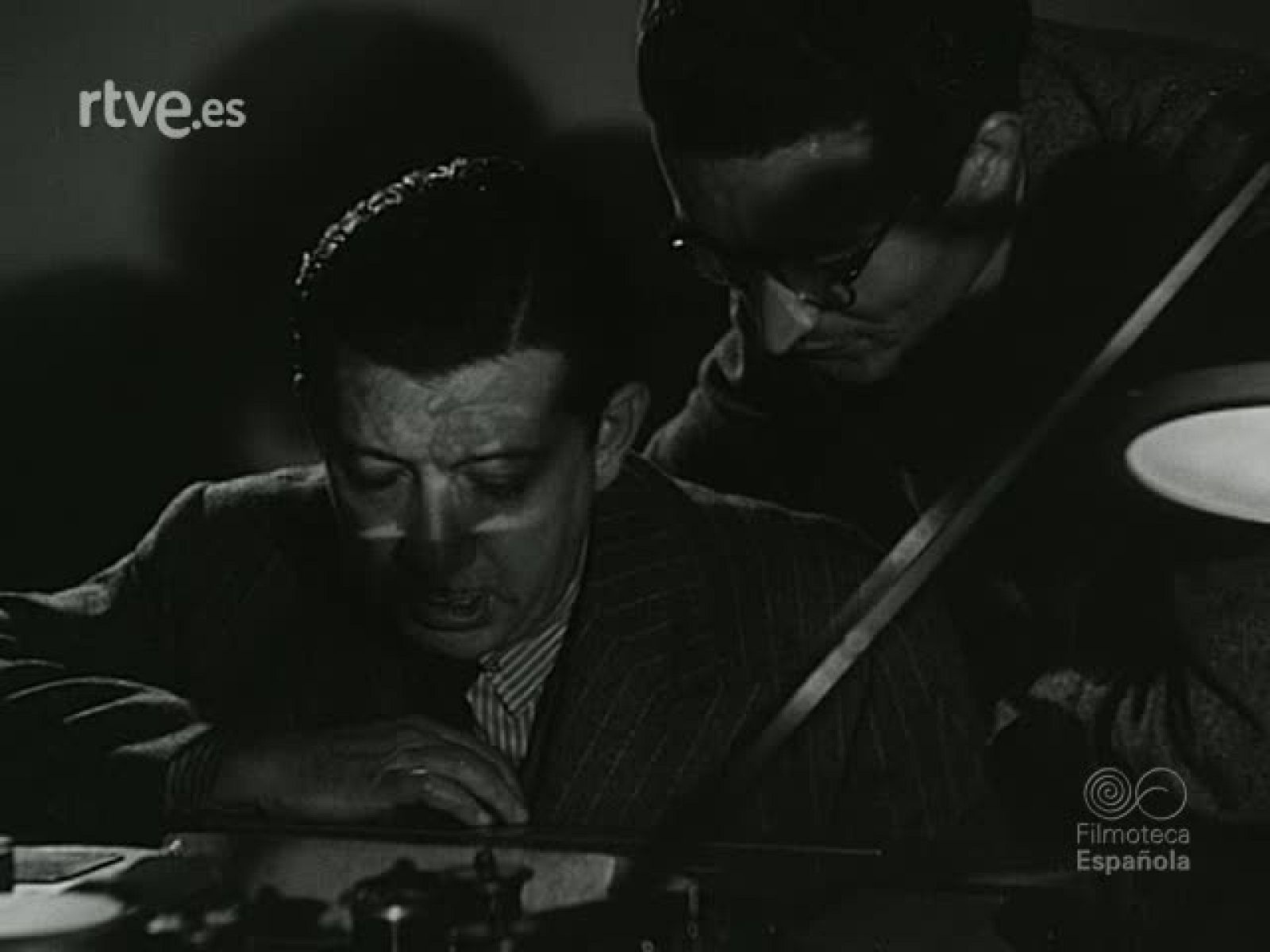 NOT N 510 B - NO-DO | Ver