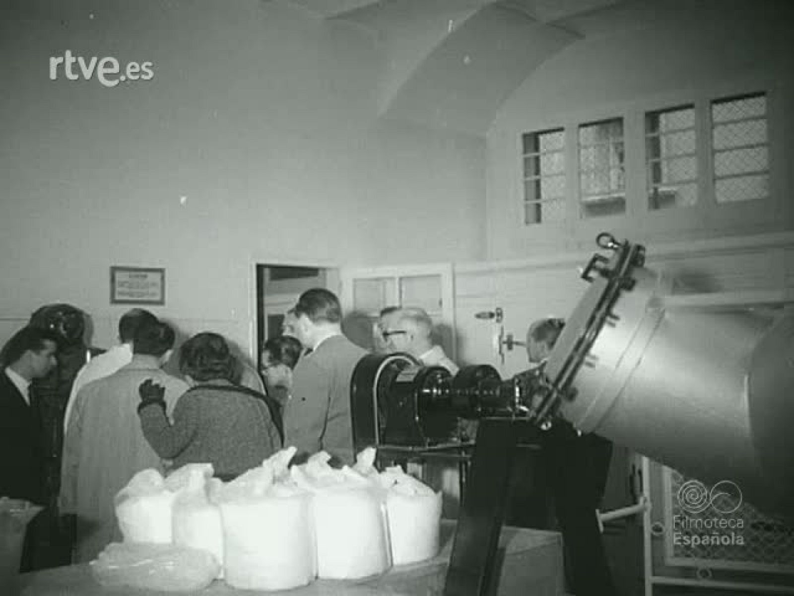 NOT N 931 A - NO-DO | Ver