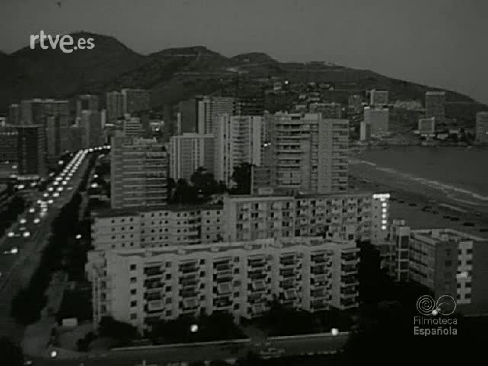 NOT N 1595 A - NO-DO | Ver