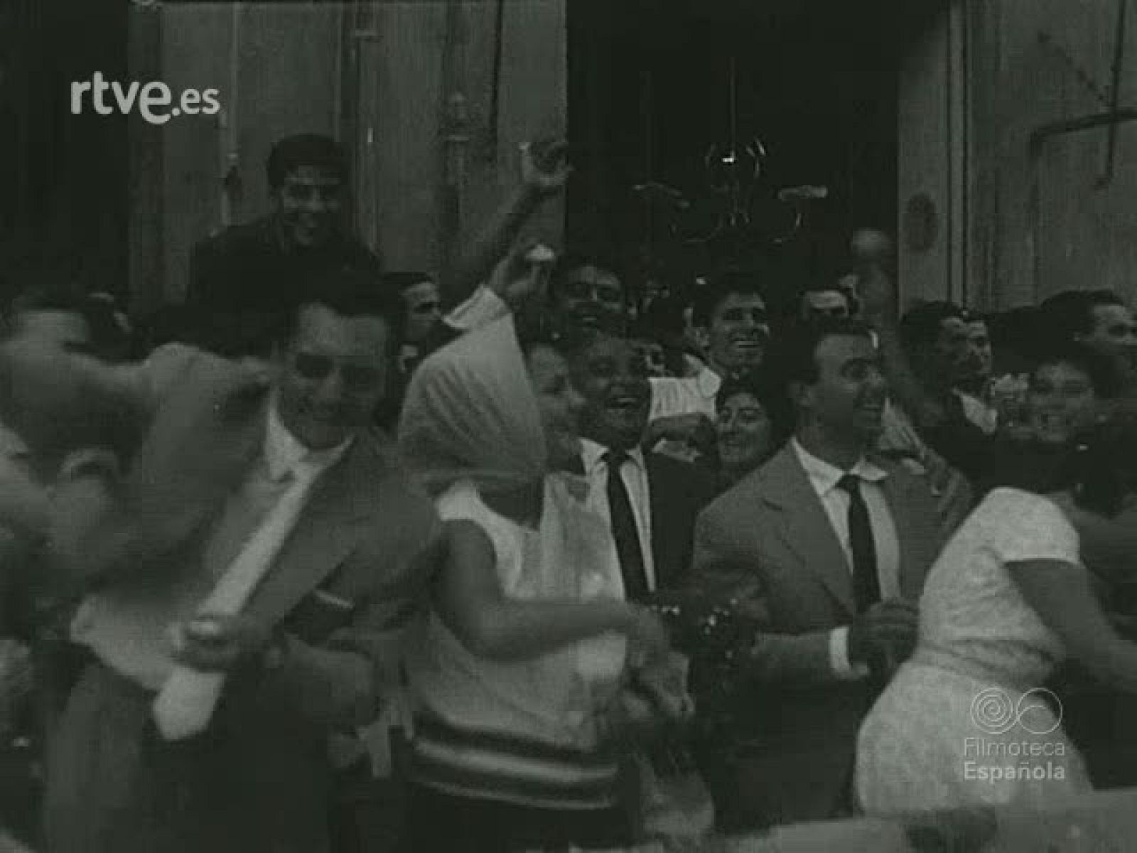 NOT N 975 B - NO-DO | Ver