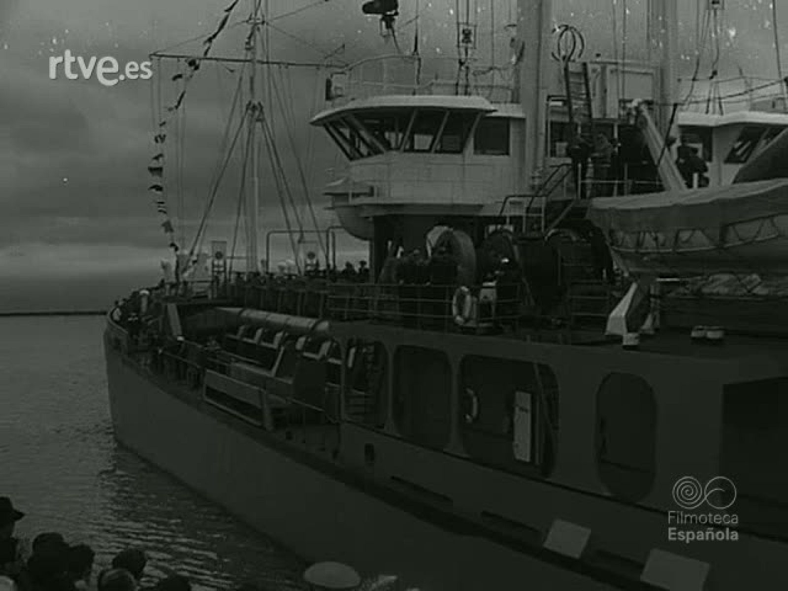 NOT N 957 B - NO-DO | Ver