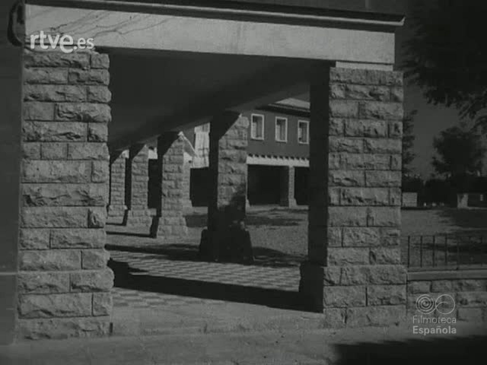 NOT N 616 B - NO-DO | Ver