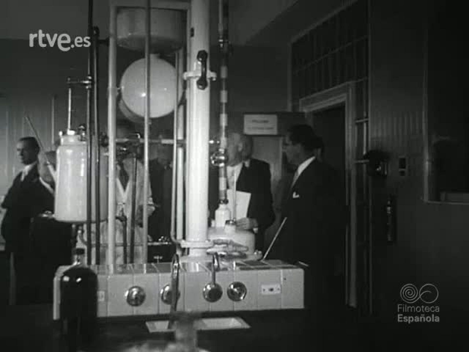 NOT N 666 B - NO-DO | Ver