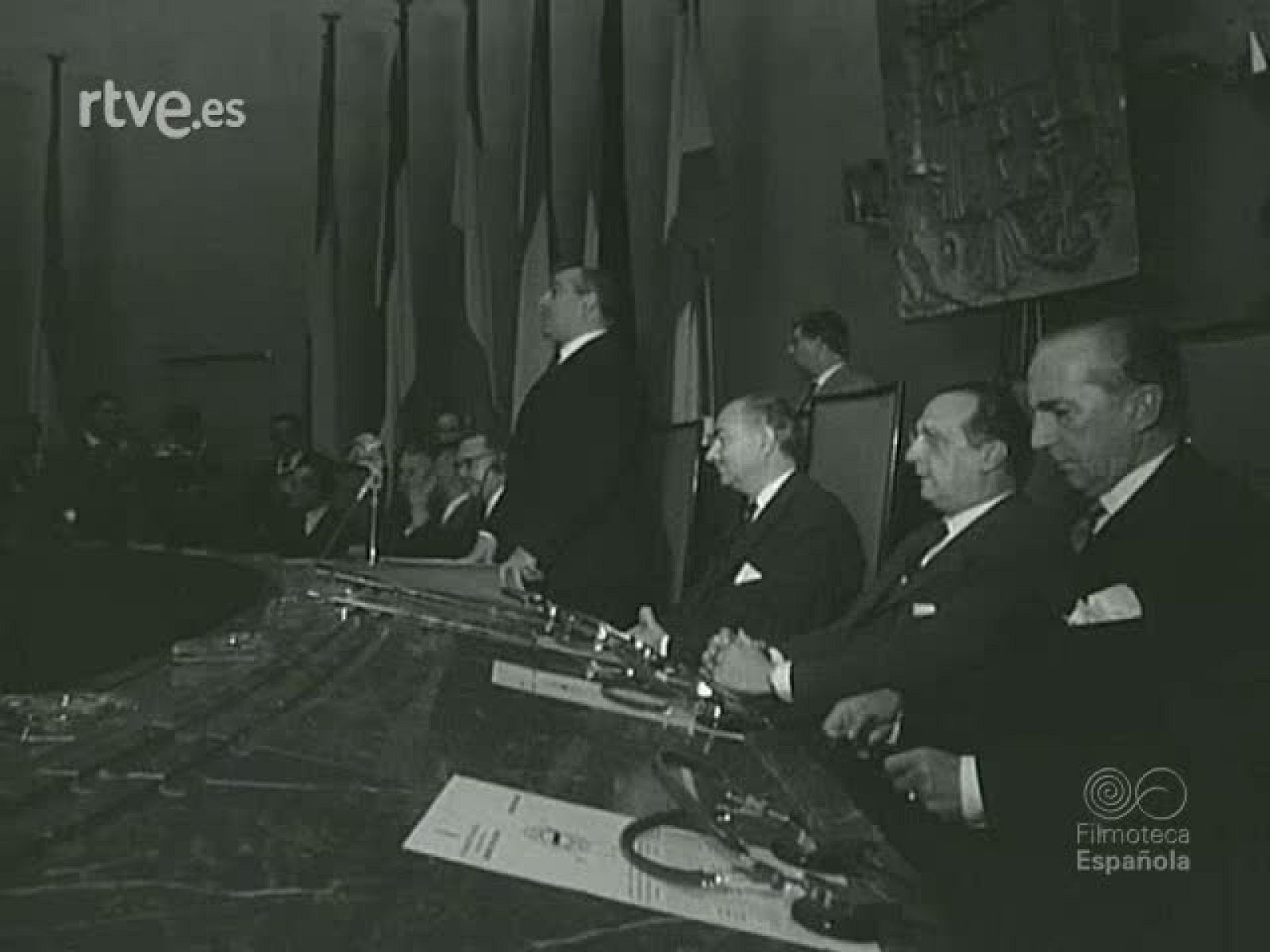 NOT N 881 B - NO-DO | Ver