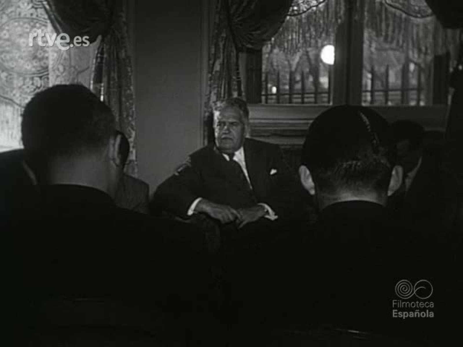 NOT N 740 A - NO-DO | Ver