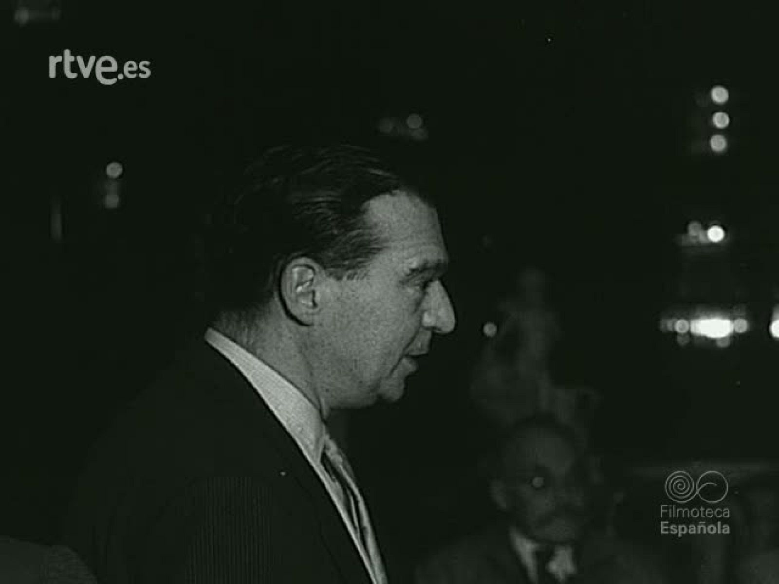 NOT N 885 B - NO-DO | Ver