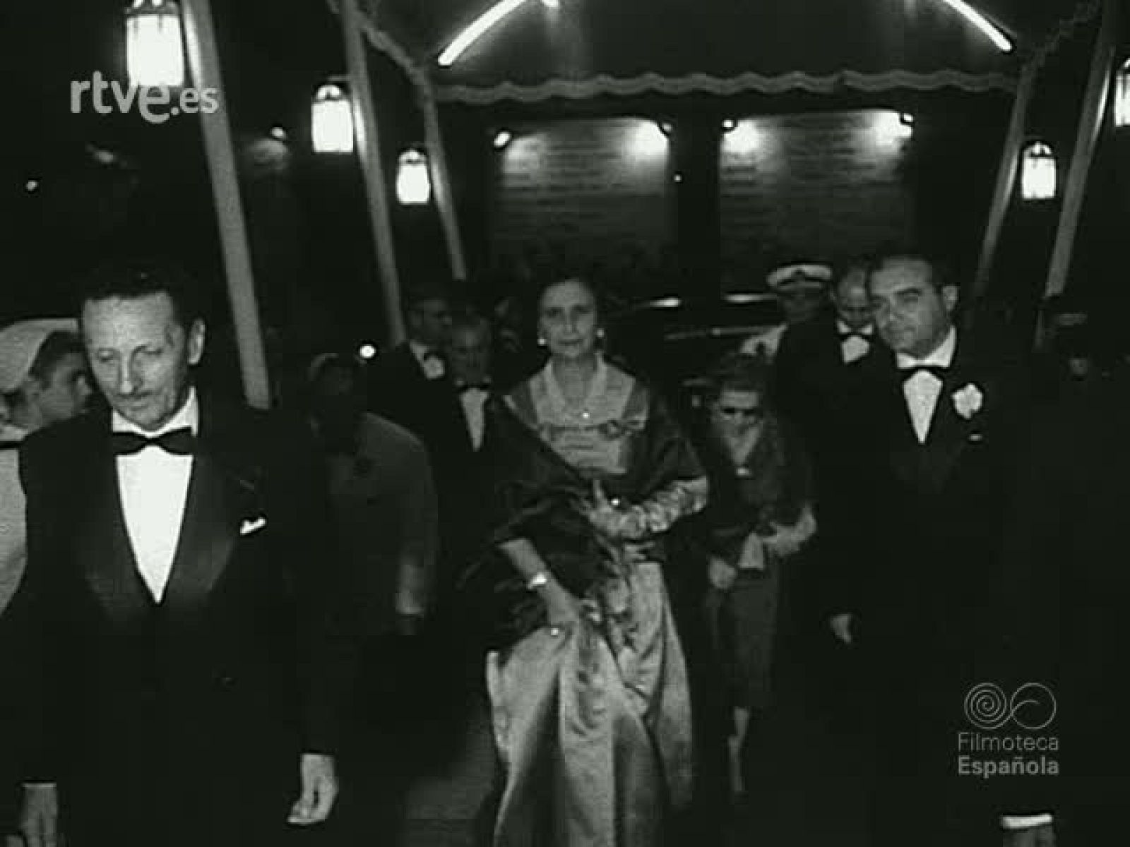 NOT N 813 B - NO-DO | Ver