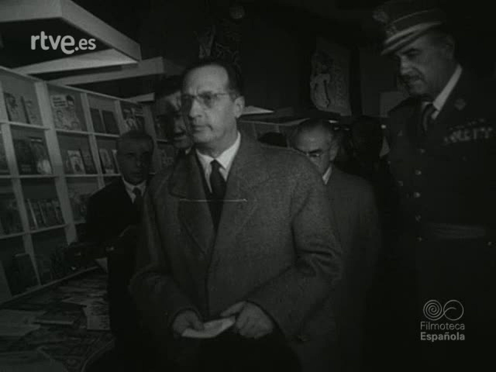 NOT N 676 A - NO-DO | Ver