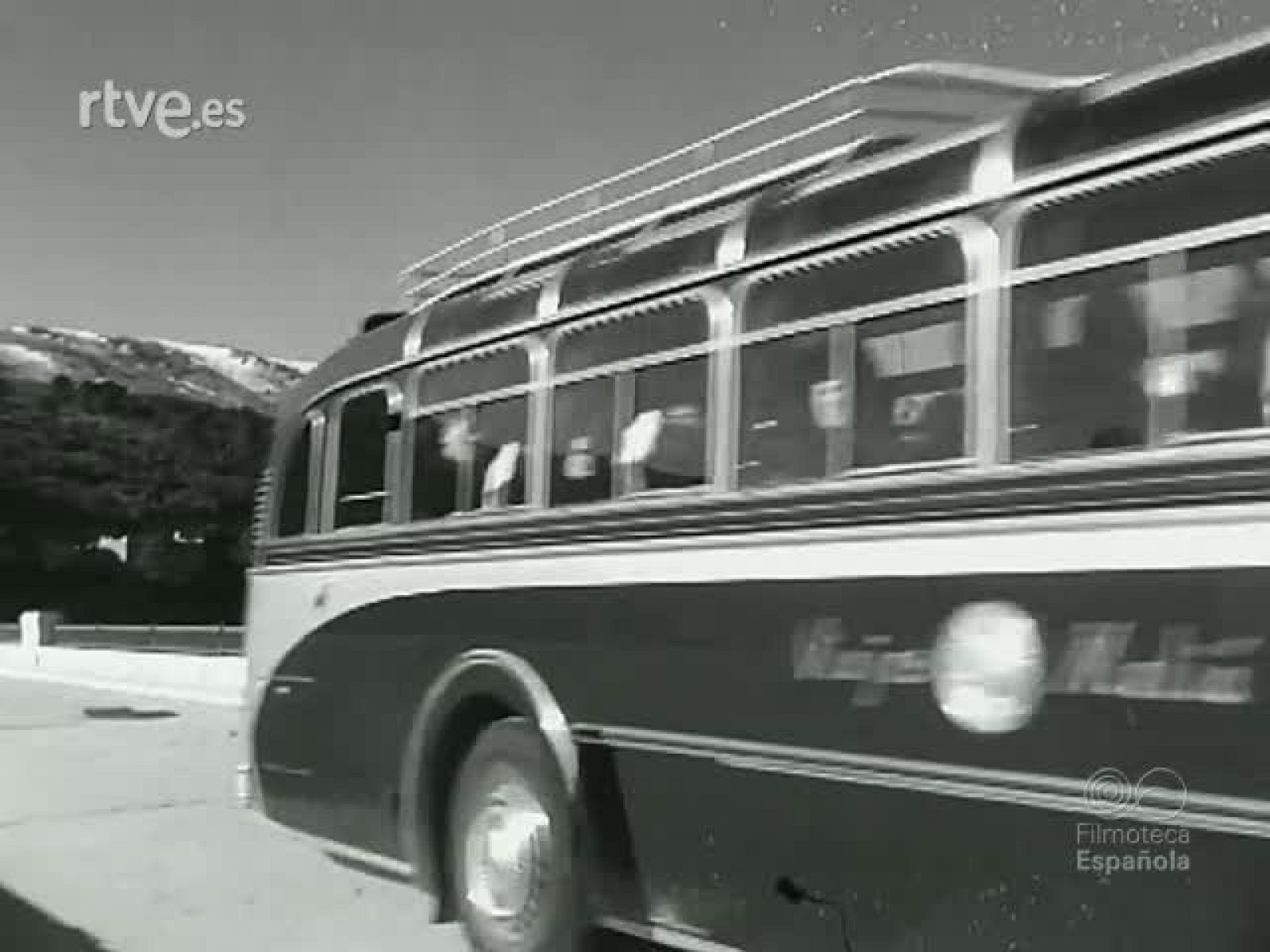 NOT N 786 B - NO-DO | Ver