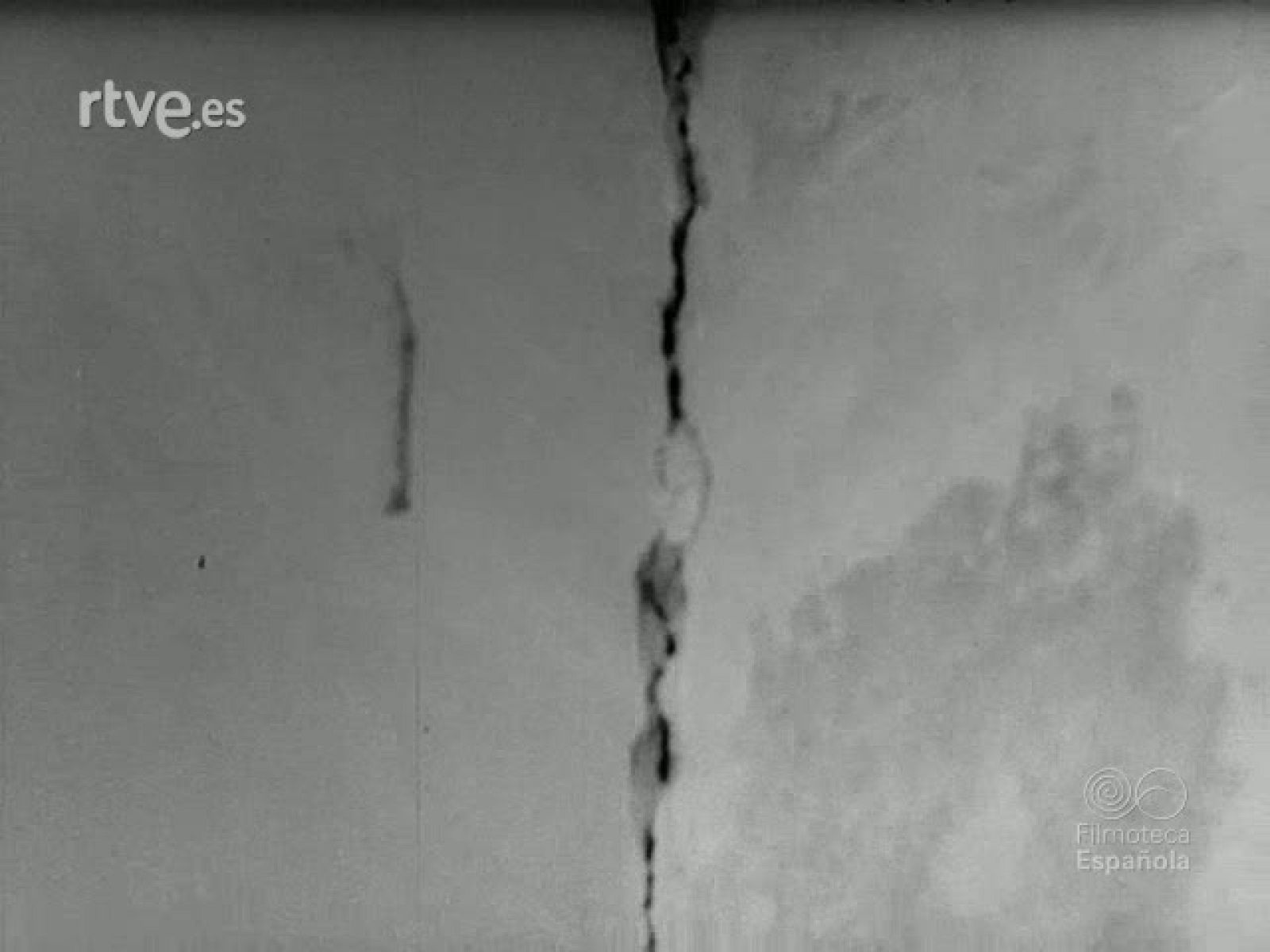 NOT N 1421 B - NO-DO | Ver