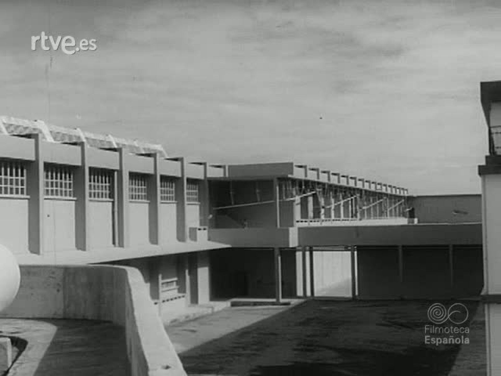 NOT N 1496 B - NO-DO | Ver