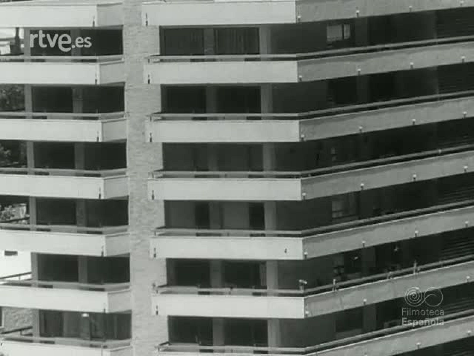 NOT N 1295 A - NO-DO | Ver