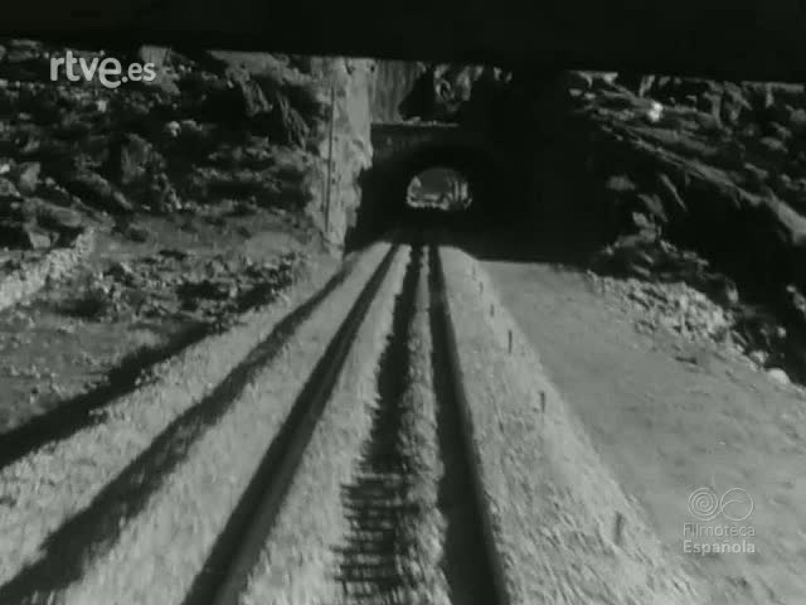 NOT N 1332 B - NO-DO | Ver